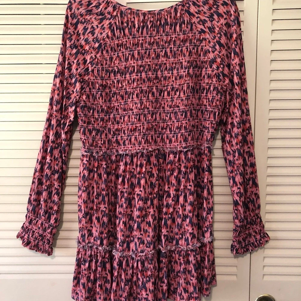 BeachLunchLounge Collection Long Sleeve Ladies Tunic Top Size Large.